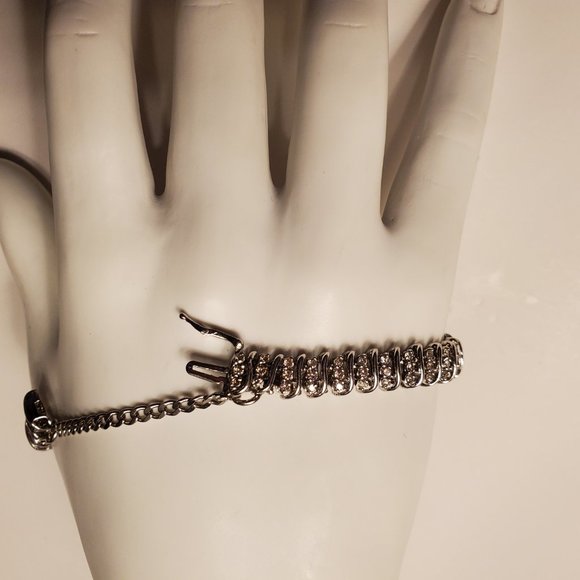 DIAMOND TENNIS BRACELET 14K WHITE GOLD - Picture 8 of 12